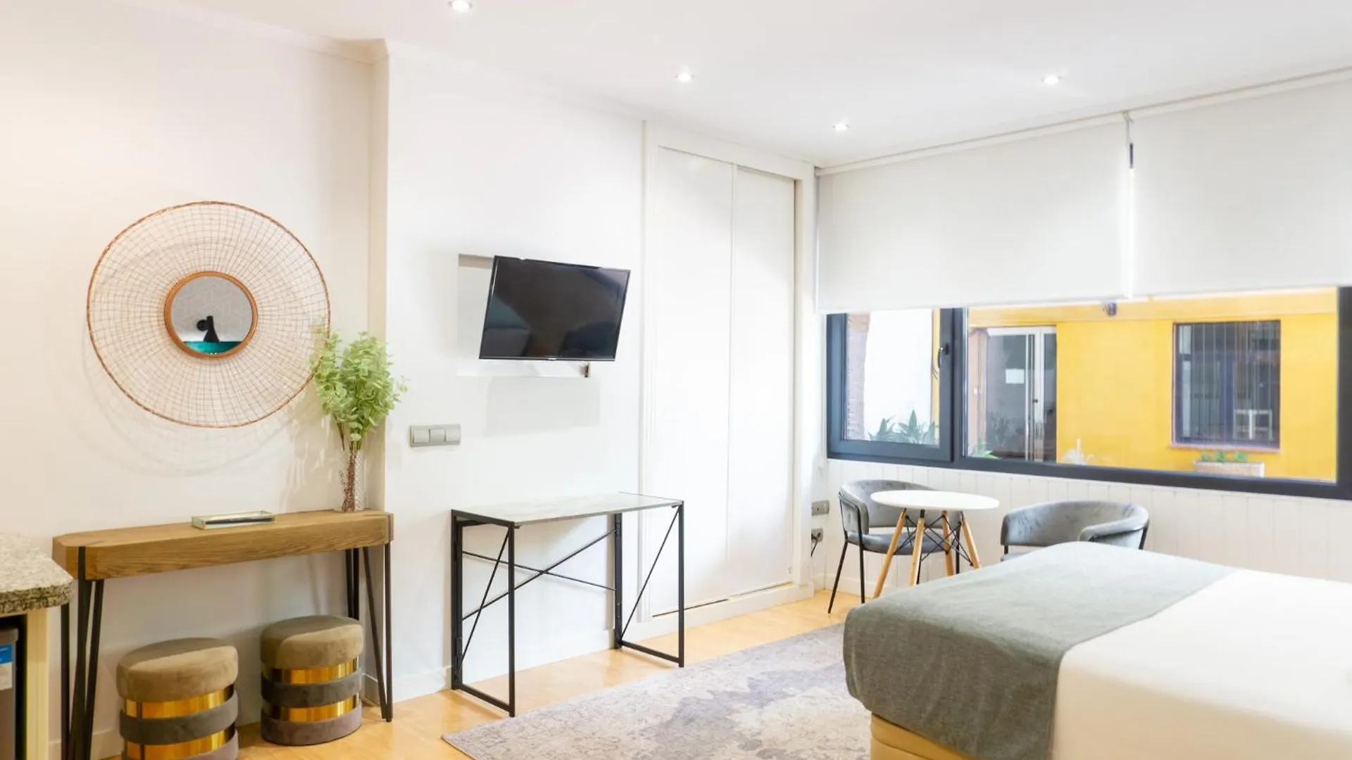 Suite Andres Perez Malaga Center 0*,  Spain